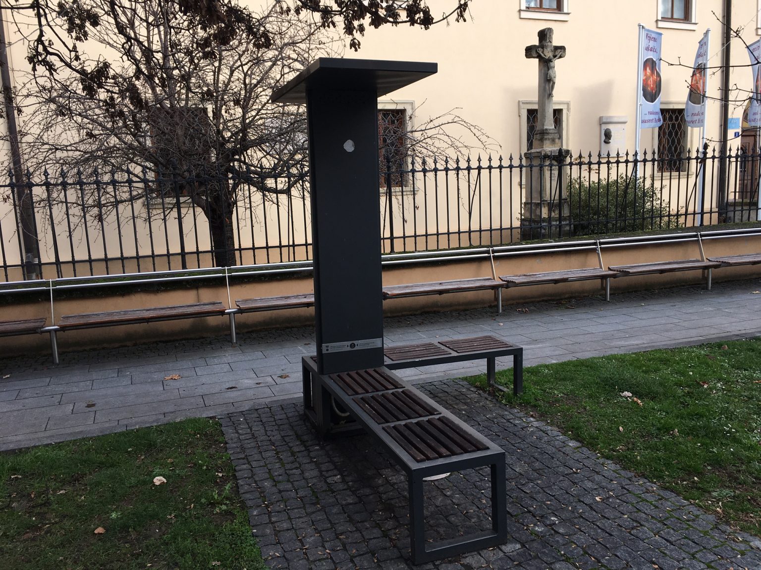 Vrijeme je za novu pametnu klupu u gradu Čakovcu
